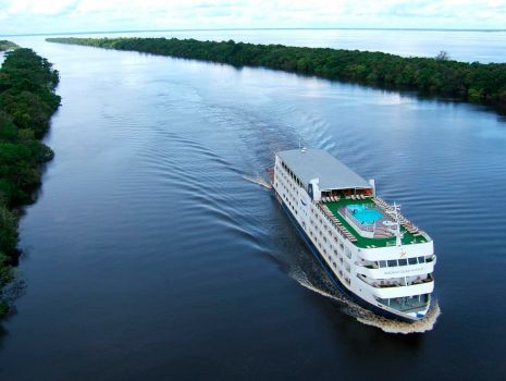 Experiências no Amazonas a bordo em um cruzeiro